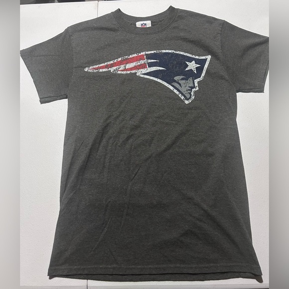 New England Patriots Shirt - Picture 2 of 6